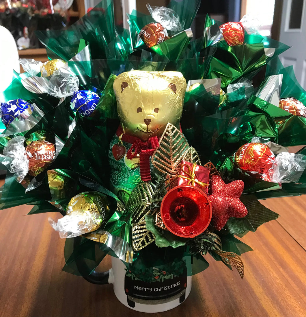 Lindt bear or reindeer xmas mug bouquet - Image #1