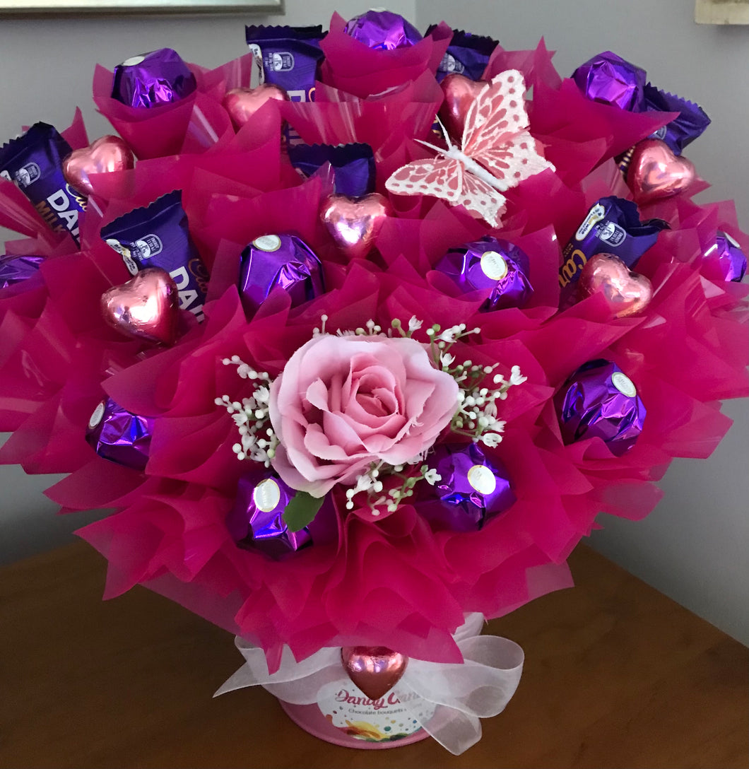 So pretty bouquet - no hearts - ferreros